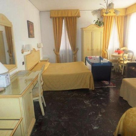 Ca Del Pozzo Hotel เวนิส ห้อง รูปภาพ